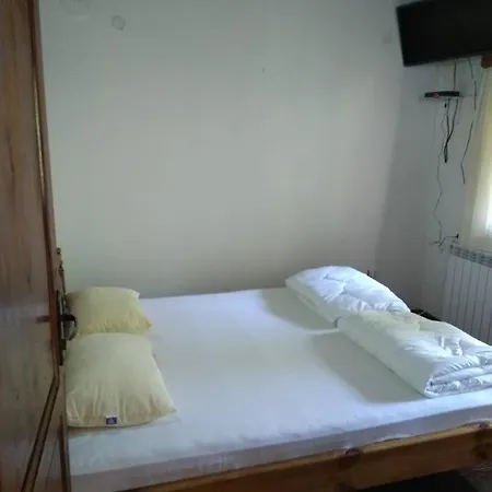Holiday home Велеви Къщи Rozhen