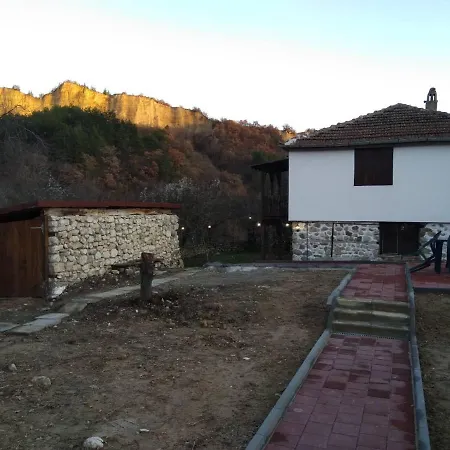 Holiday home Велеви Къщи *