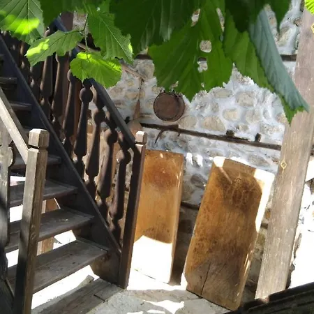 Holiday home Велеви Къщи *